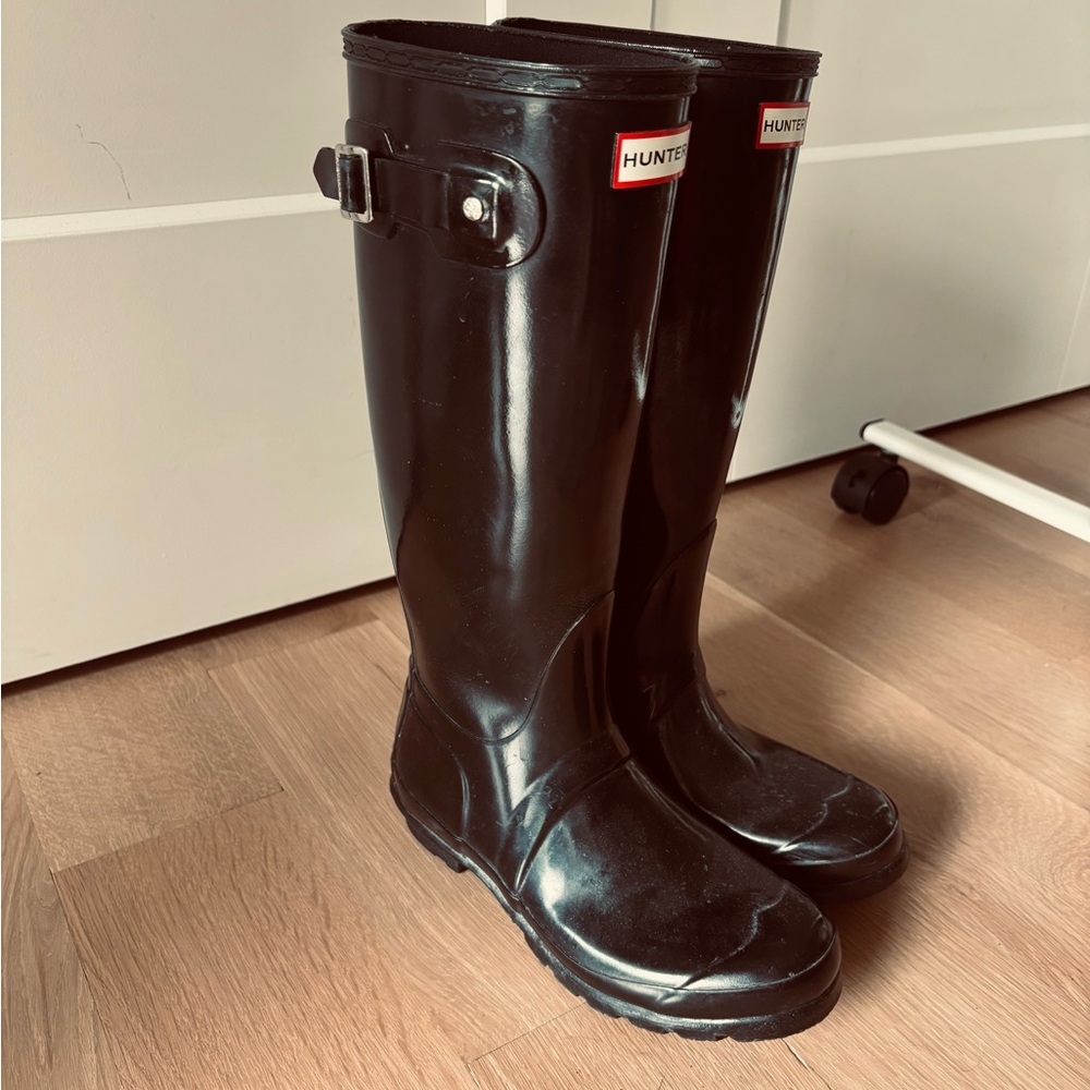 Hunter Glossy Black Rain Boots